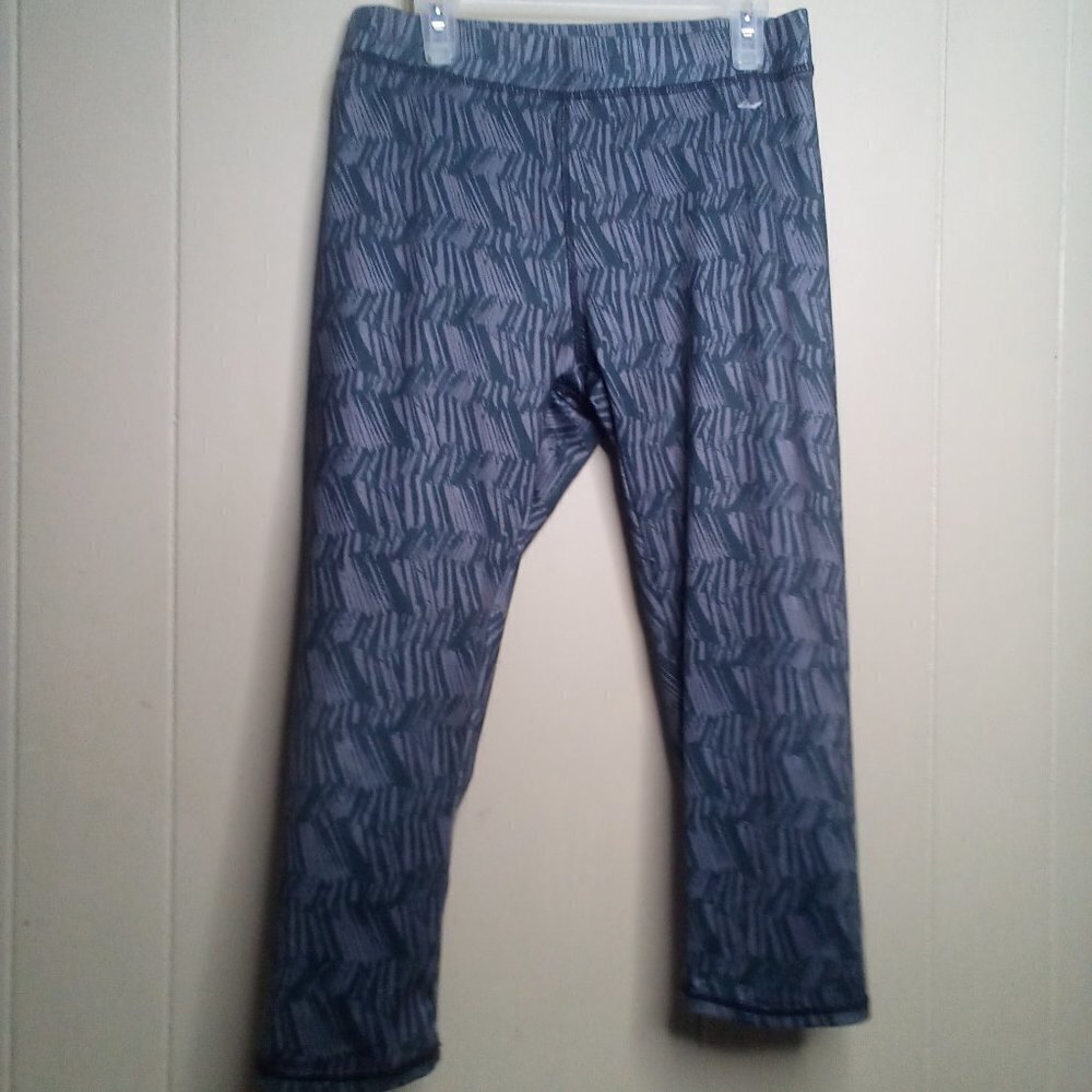Everlast Cropped Leggings M Athletic Active Gray Pink Patterned